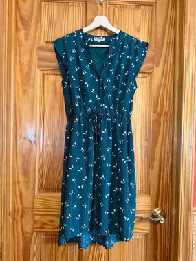 La Soul Green Bee Print Midi Dress 🐝